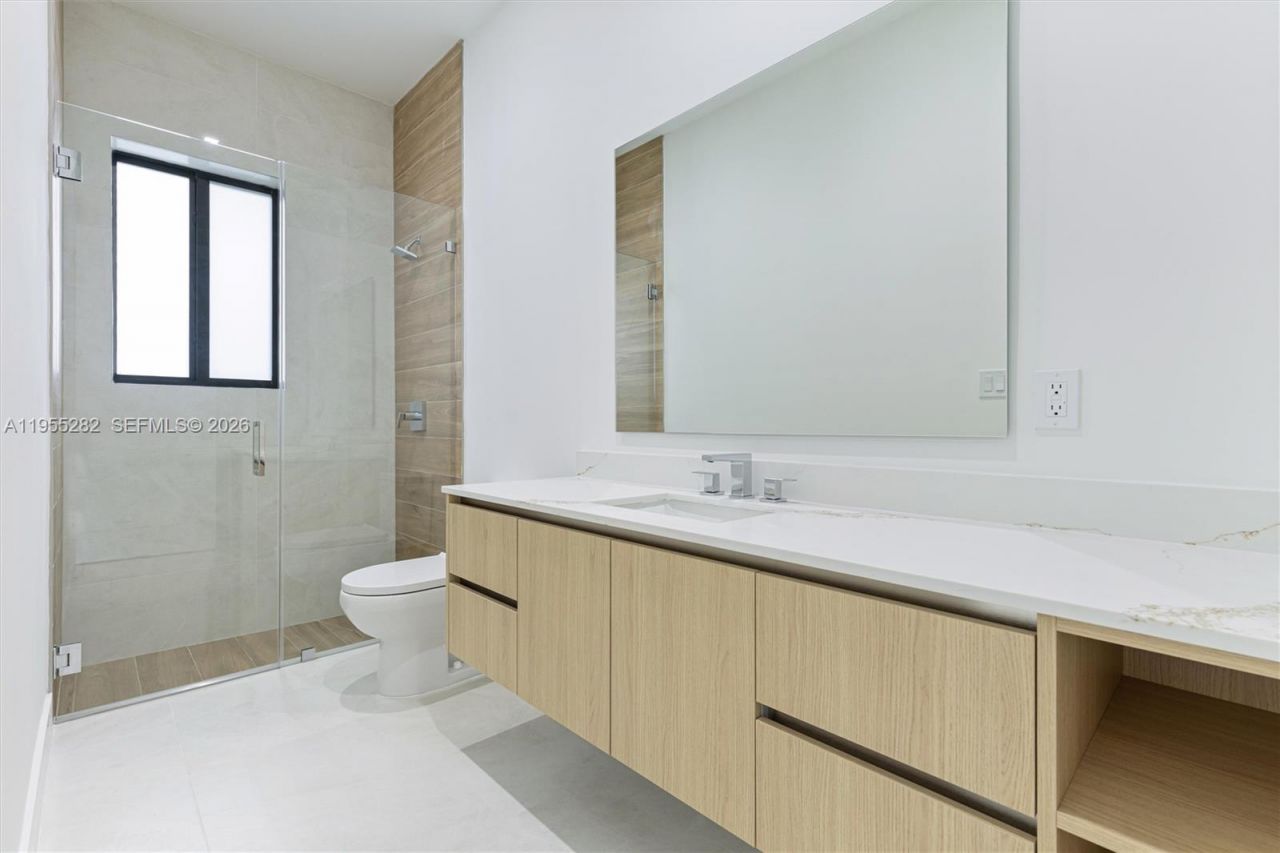 8221 SW 193rd Terrace, Cutler Bay, FL 33157 Photo