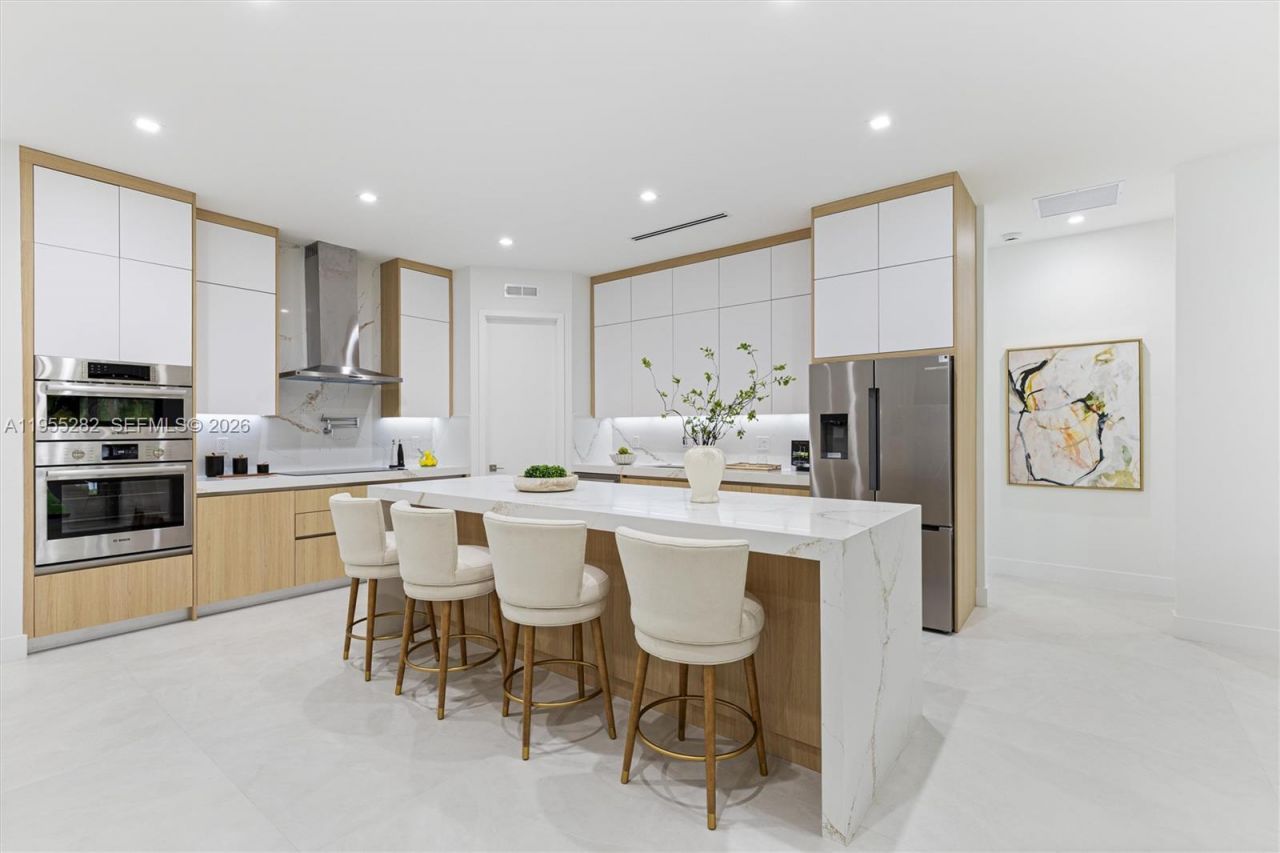 8221 SW 193rd Terrace, Cutler Bay, FL 33157 Photo