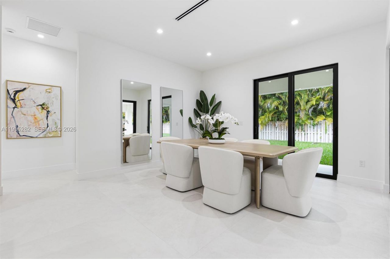 8221 SW 193rd Terrace, Cutler Bay, FL 33157 Photo