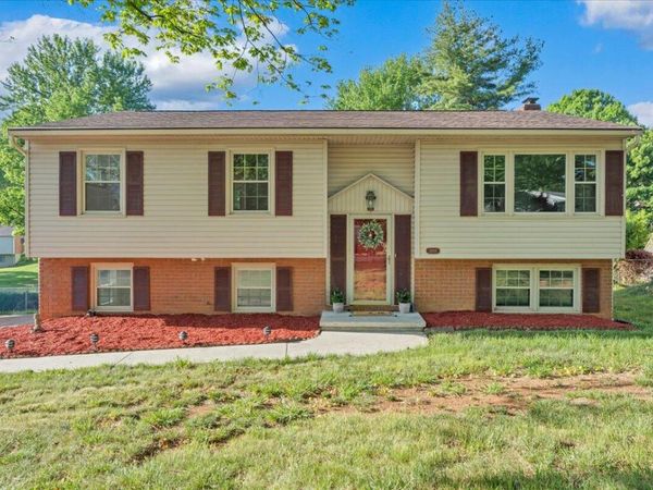 3850 Bower RD, Roanoke, VA 24018