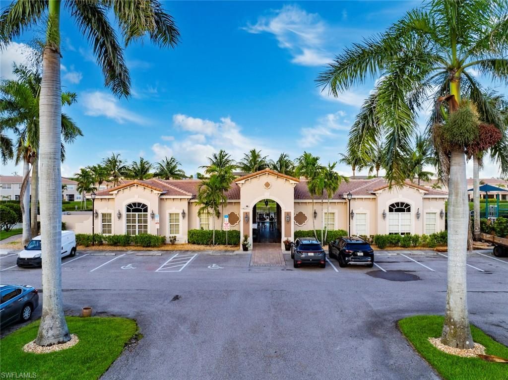 3806 Clearbrook Ln, Fort Myers, FL 33966 Photo