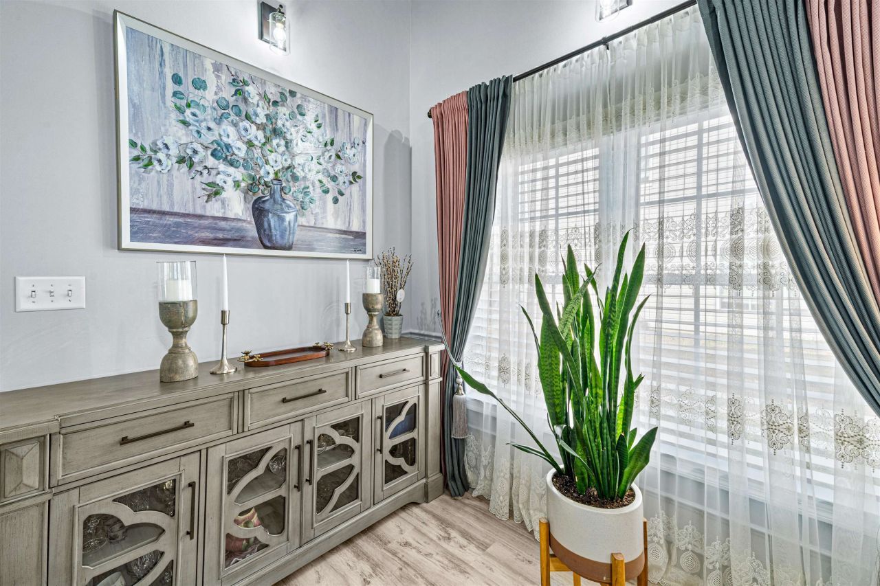 117 Maddux Ln. Photo 9