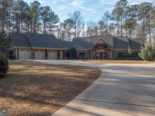 64 Waterview Court, Lagrange, GA 30240