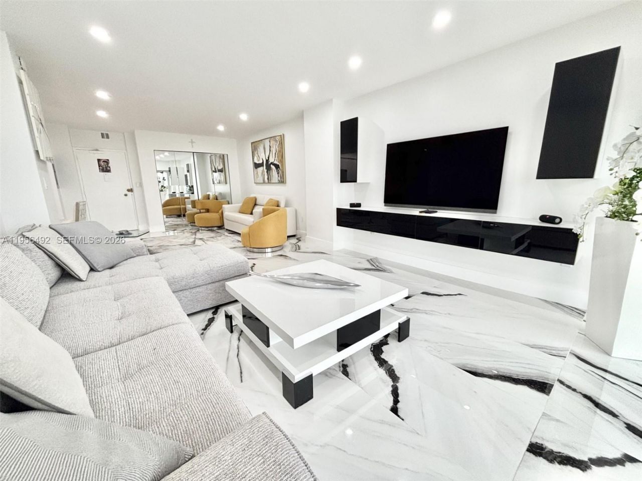 1965 S Ocean Dr , Unit 15B, Hallandale Beach, FL 33009 Photo