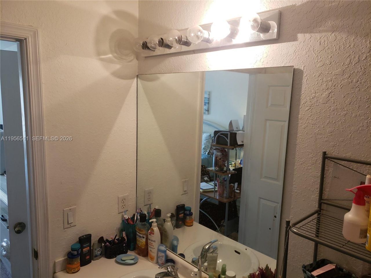 1542 SE 24th Ct , Unit 215, Homestead, FL 33035 Photo