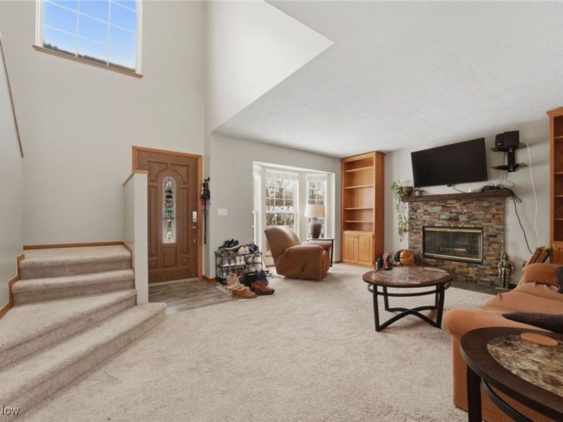 15100 Timber Ridge Drive, Middlefield, OH 44062 Photo 3