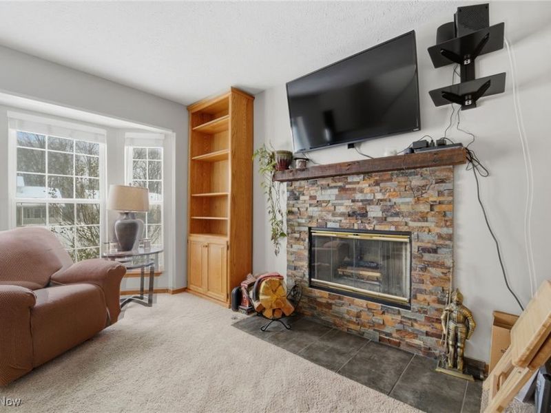 15100 Timber Ridge Drive, Middlefield, OH 44062 Photo 6