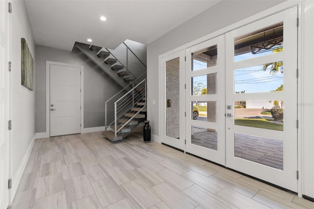 7966 1st Avenue S, Saint Petersburg, FL 33707 Photo