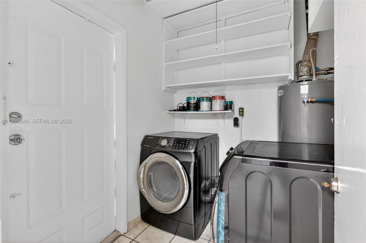 5700 NW 111th Ter , Hialeah, FL 33012 Photo