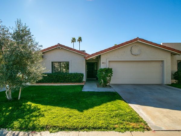 7631 E MEDLOCK Drive, Scottsdale, AZ 85250