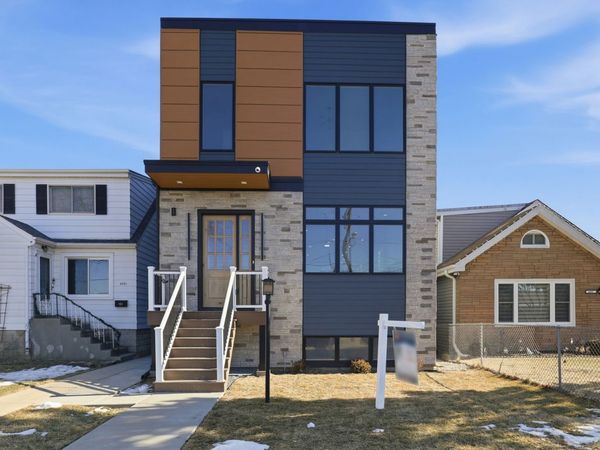 4449 N Sayre Avenue N, Harwood Heights, IL 60706