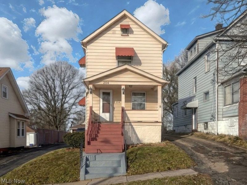 204 Tremble Avenue, Campbell, OH 44405 Photo 1