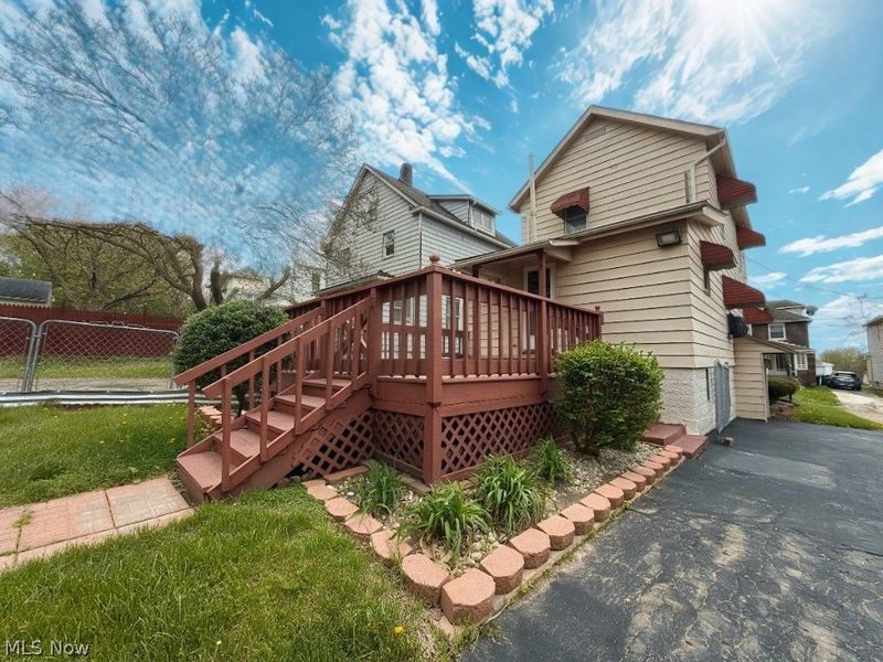 204 Tremble Avenue, Campbell, OH 44405 Photo 16