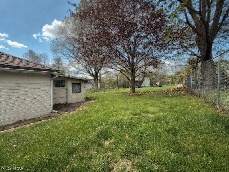 204 Tremble Avenue, Campbell, OH 44405 Photo 18