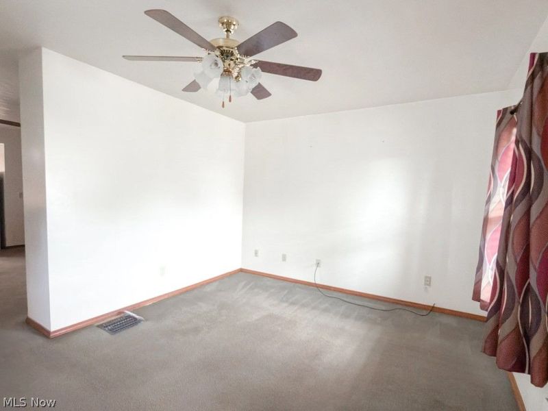 204 Tremble Avenue, Campbell, OH 44405 Photo 3