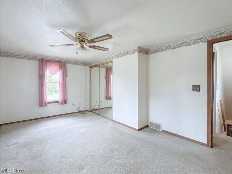204 Tremble Avenue, Campbell, OH 44405 Photo 9