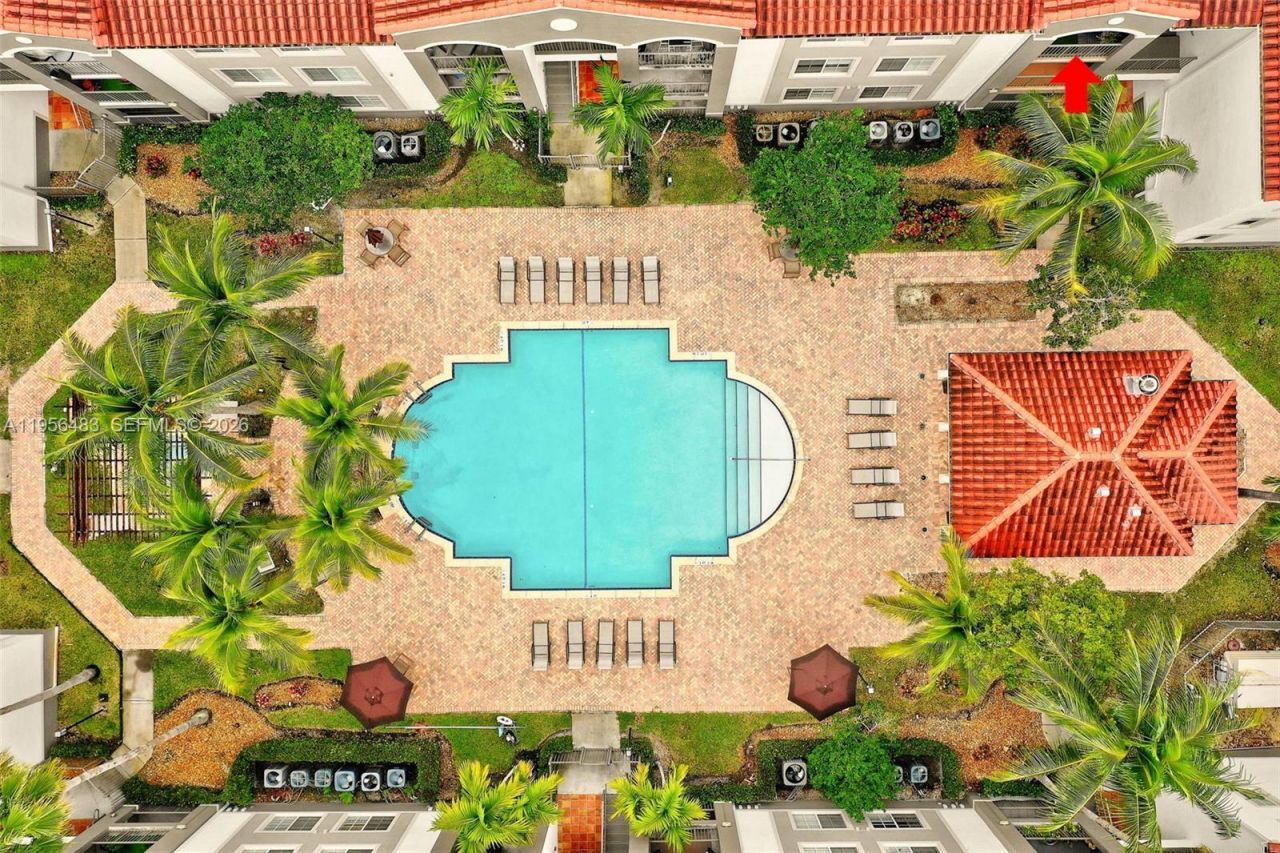 6831 SW 44th St, Unit 304, Miami, FL 33155 Photo