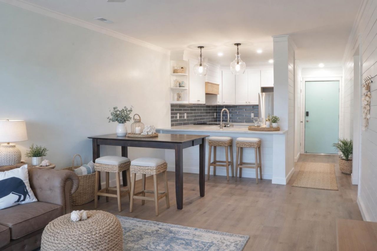 9501 Shore Dr. Photo 9