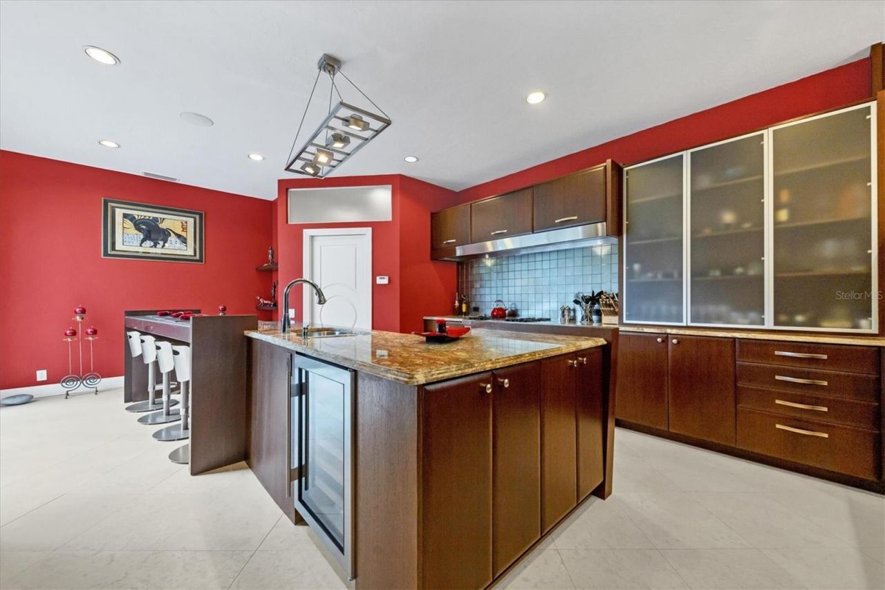 7716 Club Lane, Sarasota, FL 34238 Photo