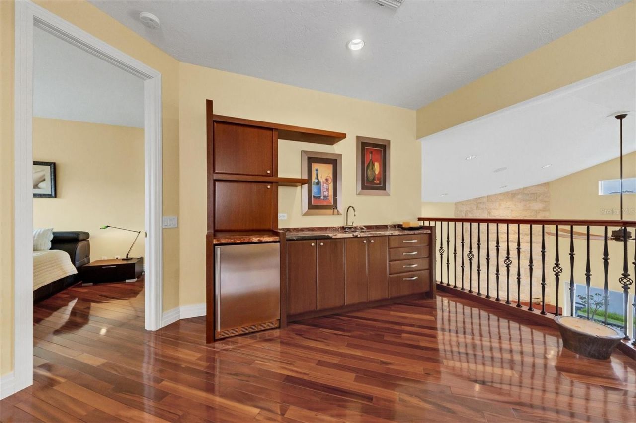 7716 Club Lane, Sarasota, FL 34238 Photo