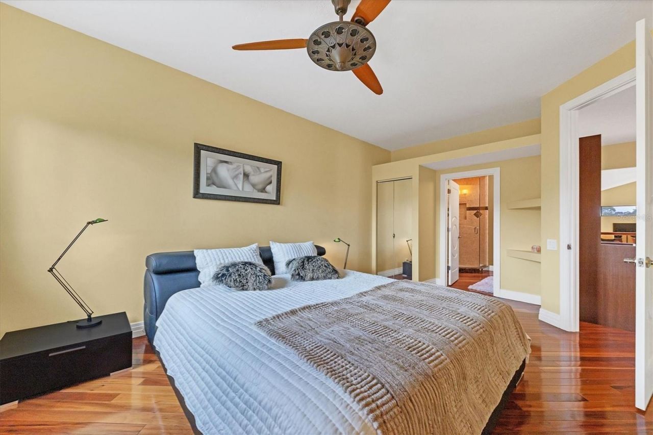 7716 Club Lane, Sarasota, FL 34238 Photo