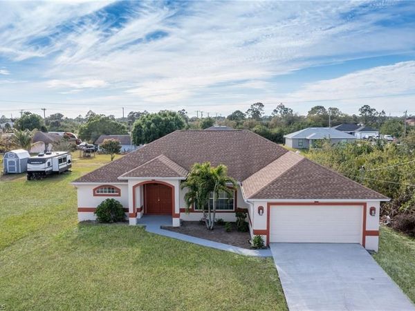 1402 FRED AVE S, LEHIGH ACRES, FL 33976