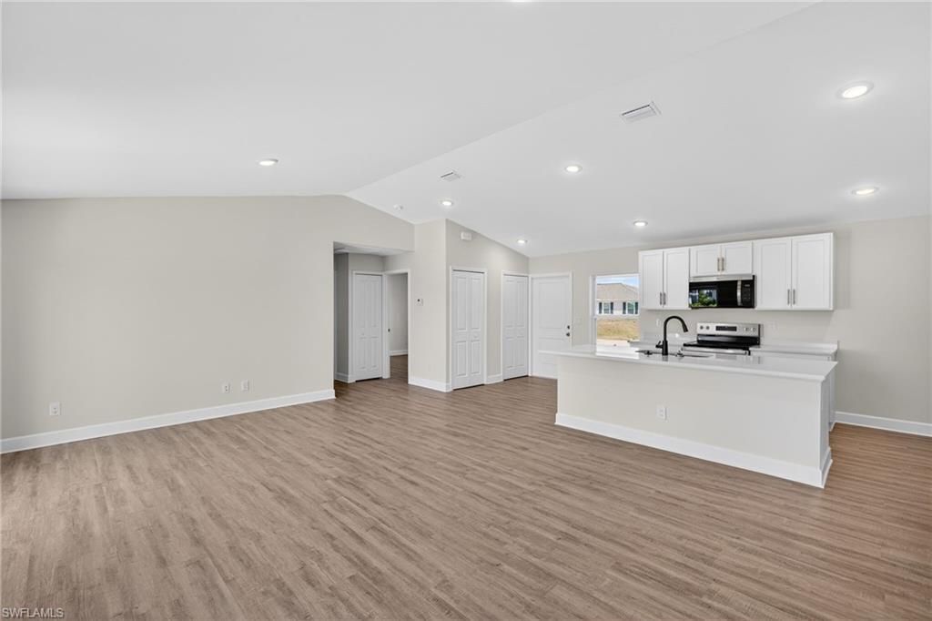 1154 NW 7th Pl, Cape Coral, FL 33993 Photo