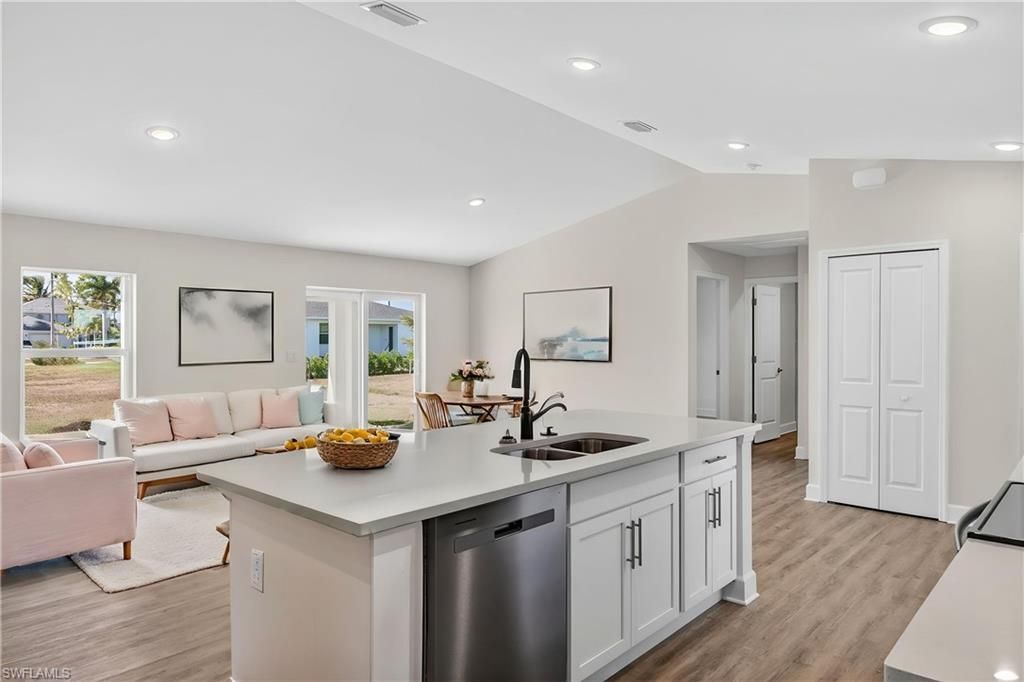 1154 NW 7th Pl, Cape Coral, FL 33993 Photo