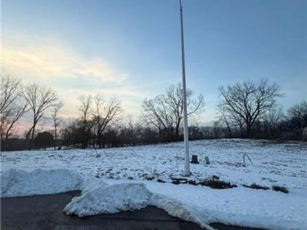 2724 84th Terrace, Kansas City, MO 64154