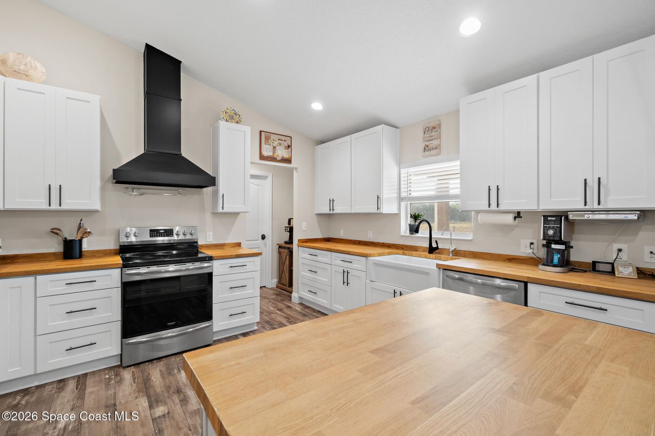 3440 Hammock Road , Mims, FL 32754 Photo