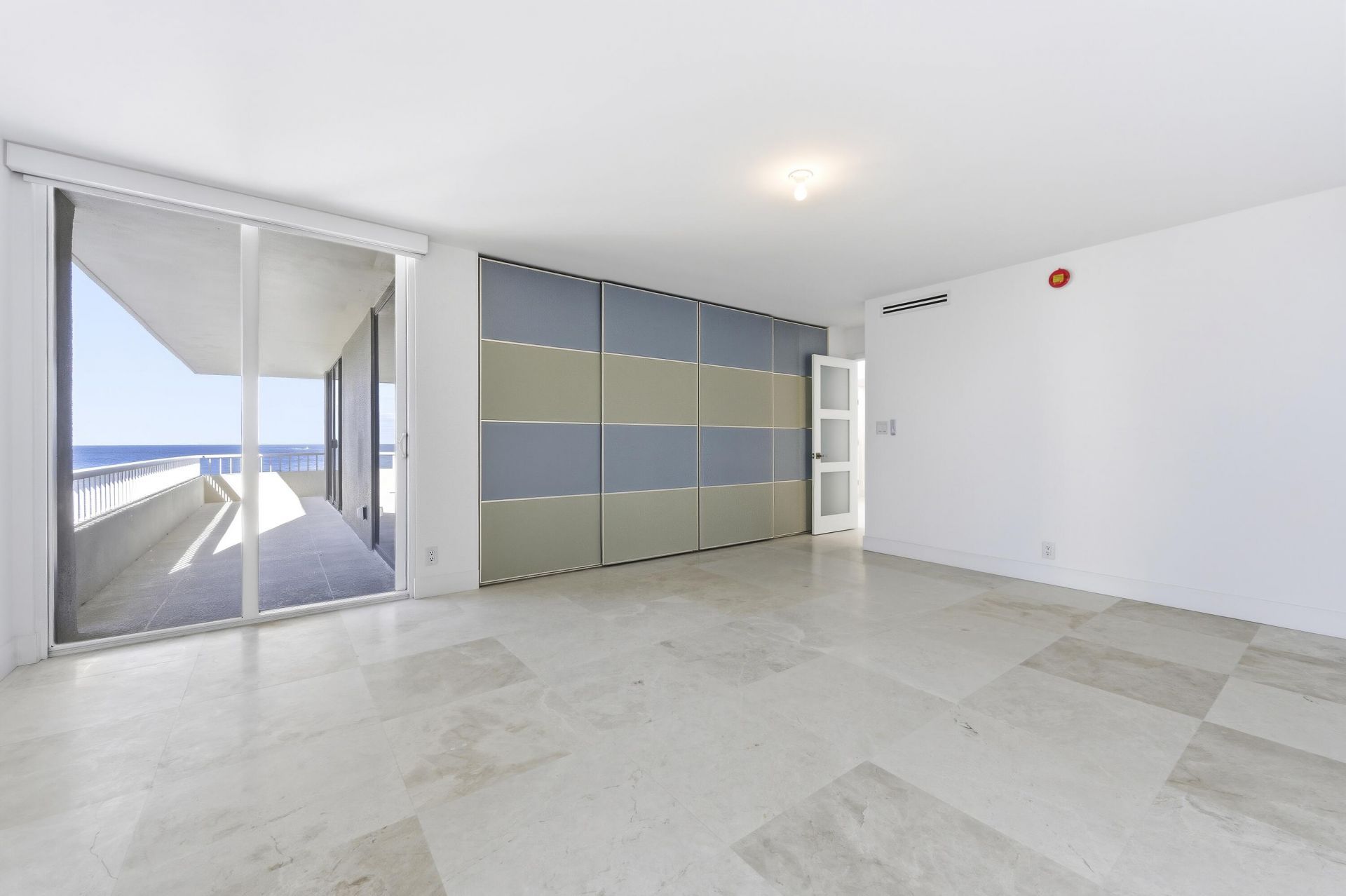 5510 N Ocean Drive, Unit 7c, Singer Island, FL 33404 Photo