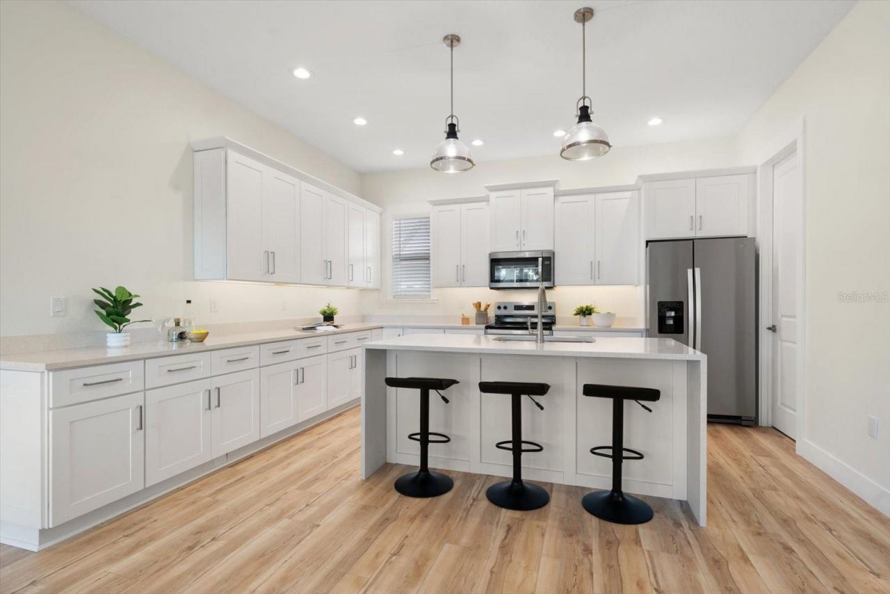 14733 Sunset Drive, Largo, FL 33774 Photo