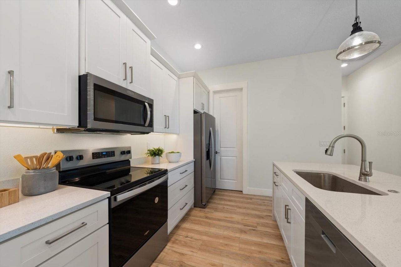 14733 Sunset Drive, Largo, FL 33774 Photo