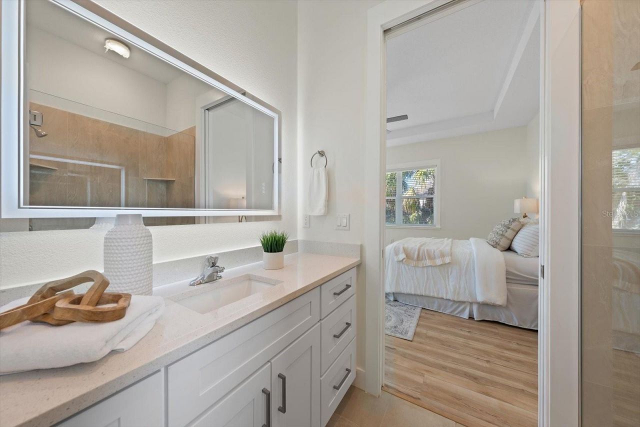 14733 Sunset Drive, Largo, FL 33774 Photo