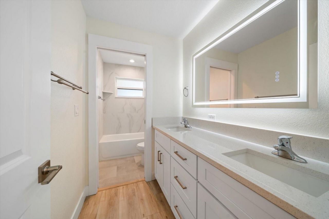 14733 Sunset Drive, Largo, FL 33774 Photo