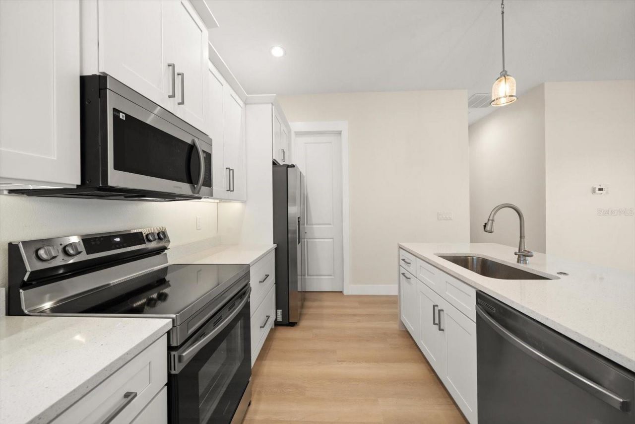 14723 Sunset Drive, Largo, FL 33774 Photo