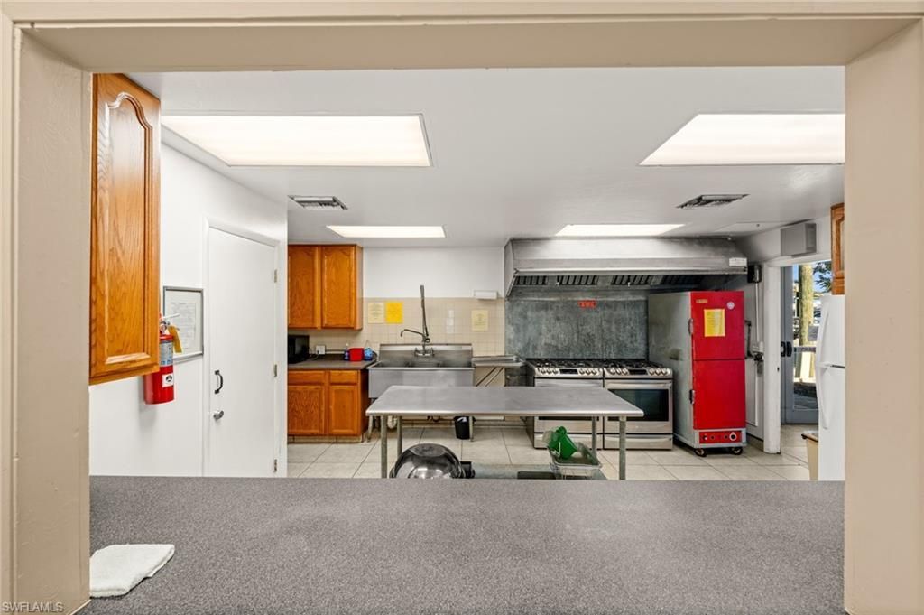 917 SE 47th Ter, Cape Coral, FL 33904 Photo