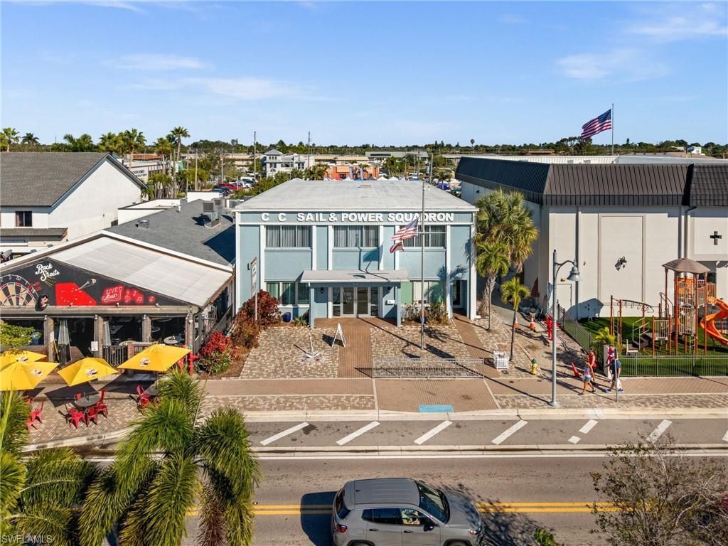 917 SE 47th Ter, Cape Coral, FL 33904 Photo