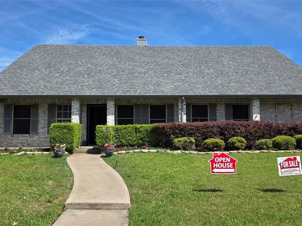 2015 Sandi Lane, Sachse, TX 75048