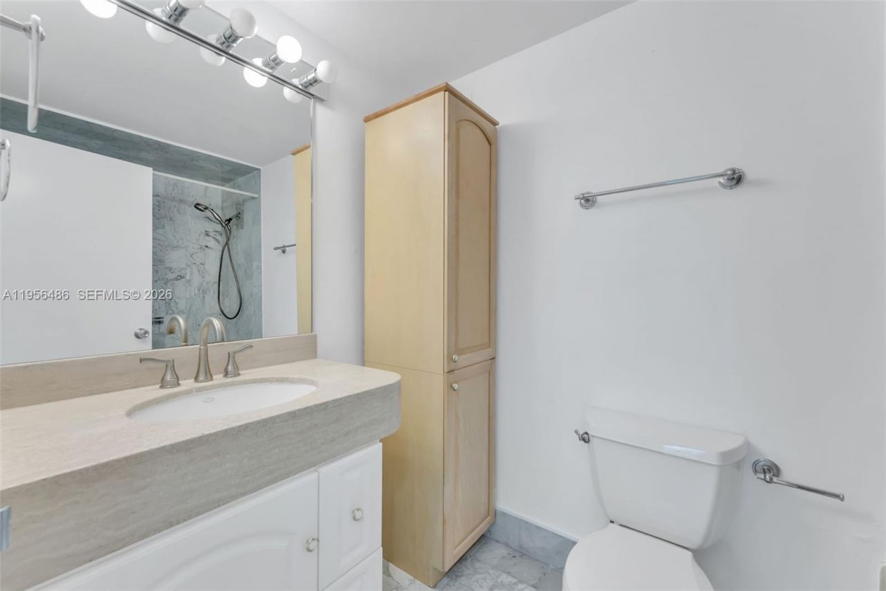 700 Biltmore Way, Unit 304, Coral Gables, FL 33134 Photo