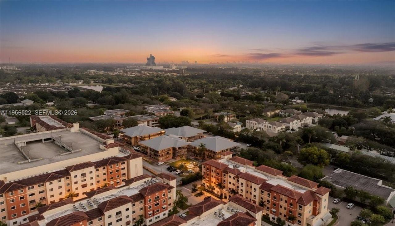 4850 SW 63rd Ter, Unit 232, Davie, FL 33314 Photo