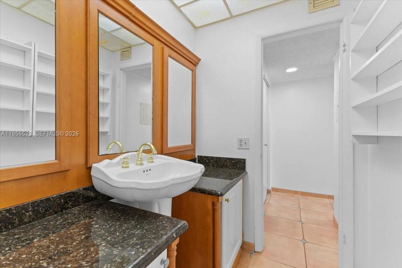 4850 SW 63rd Ter, Unit 232, Davie, FL 33314 Photo