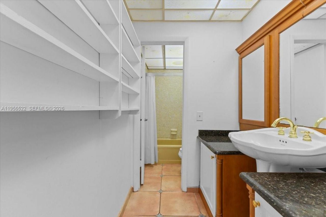 4850 SW 63rd Ter, Unit 232, Davie, FL 33314 Photo