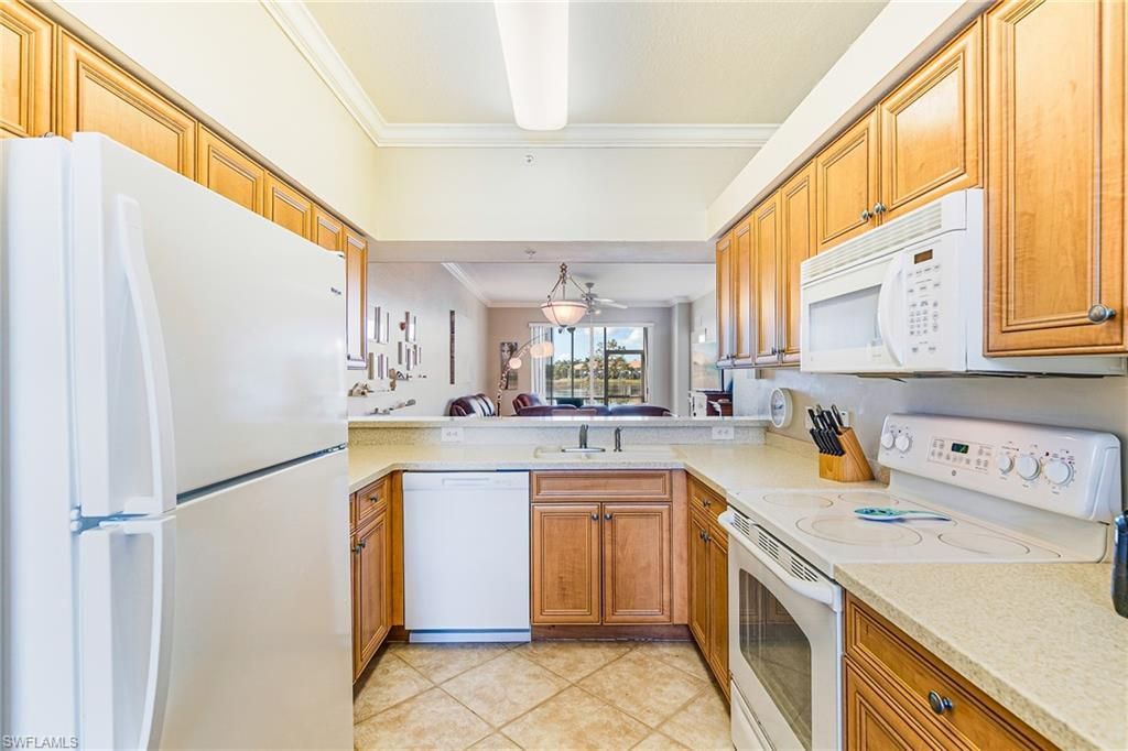 19980 Barletta Ln , Unit 916, Estero, FL 33928 Photo