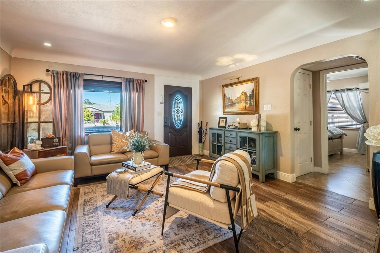 2300 37th Avenue N, Saint Petersburg, FL 33713 Photo