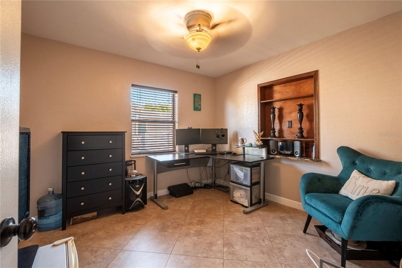 2300 37th Avenue N, Saint Petersburg, FL 33713 Photo