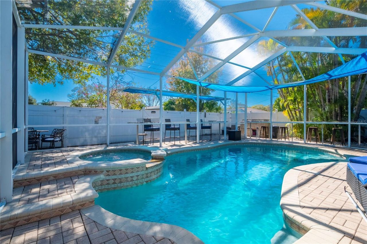 2300 37th Avenue N, Saint Petersburg, FL 33713 Photo