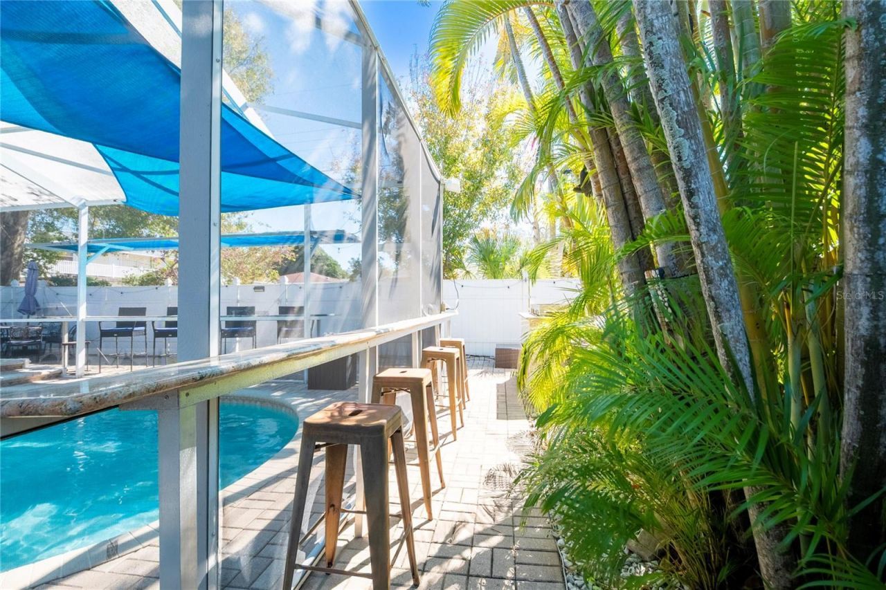 2300 37th Avenue N, Saint Petersburg, FL 33713 Photo