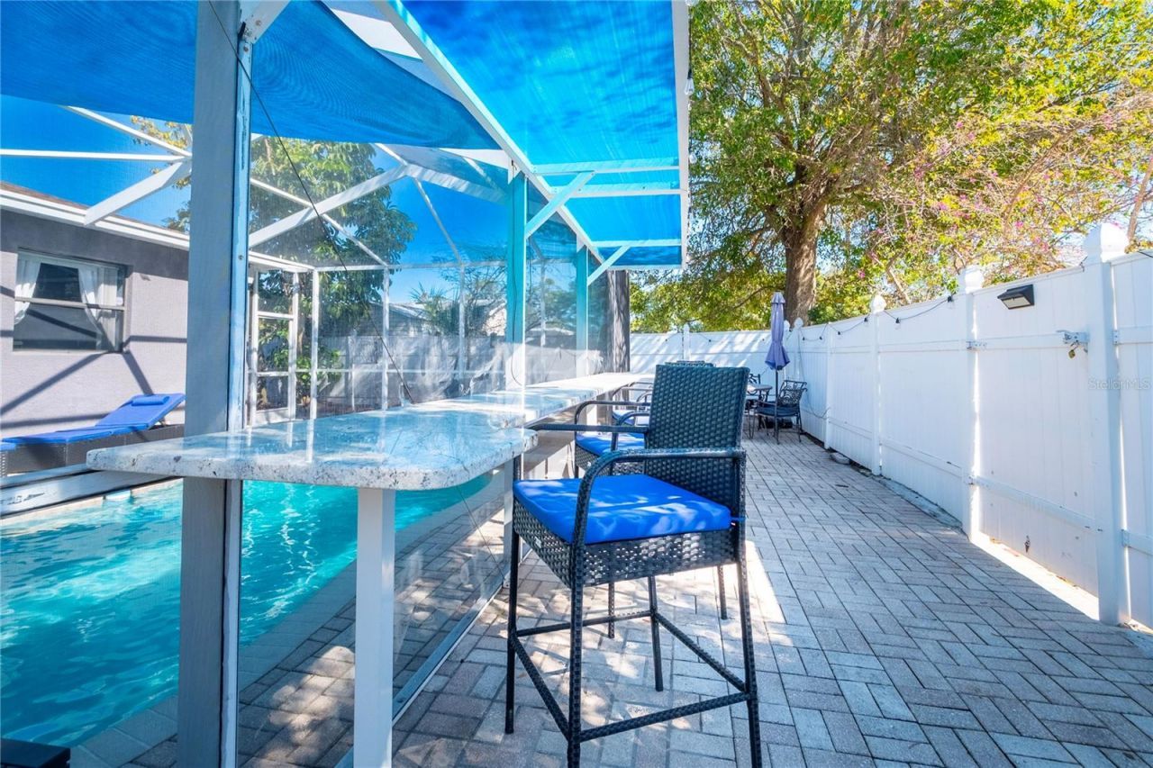 2300 37th Avenue N, Saint Petersburg, FL 33713 Photo