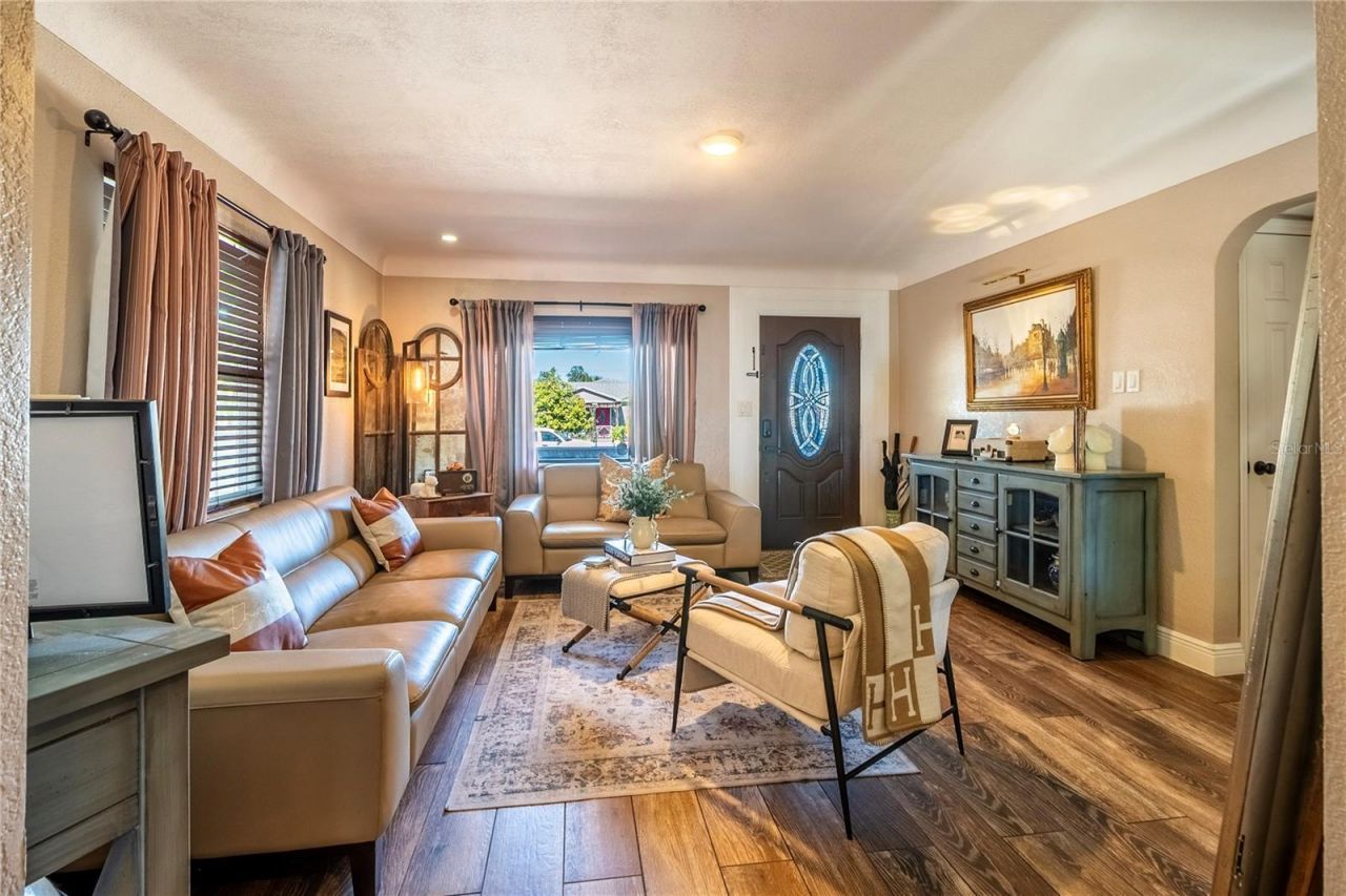 2300 37th Avenue N, Saint Petersburg, FL 33713 Photo